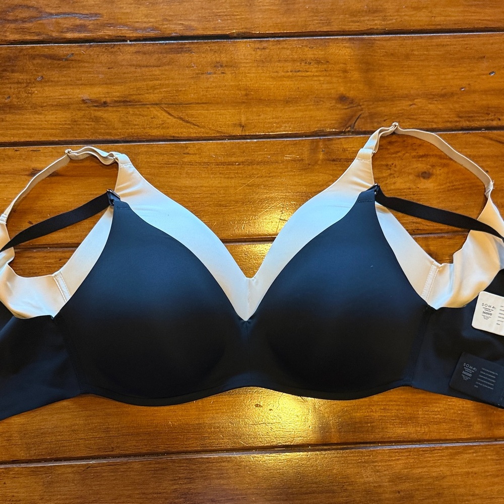 Soma Vanishing 360 Black & Cream Everyday T-Shirt Bras